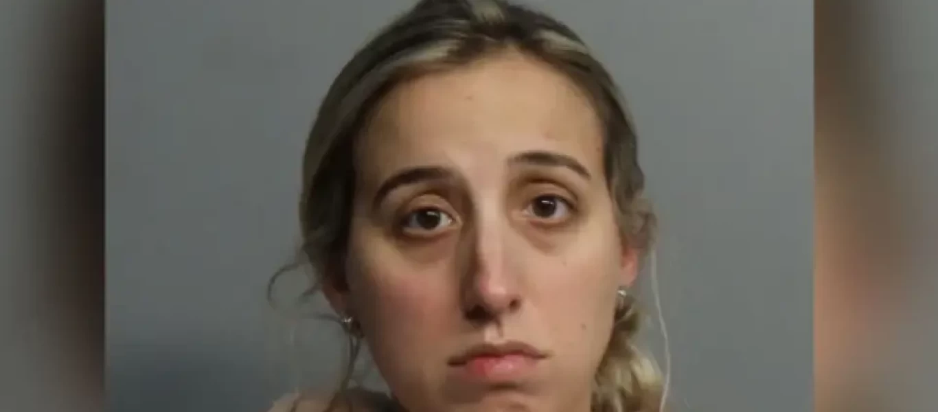 ΗΠΑ: Δασκάλα συνευρέθηκε πολλές φορές με 14χρονο μαθητή μέσα στο αμάξι της